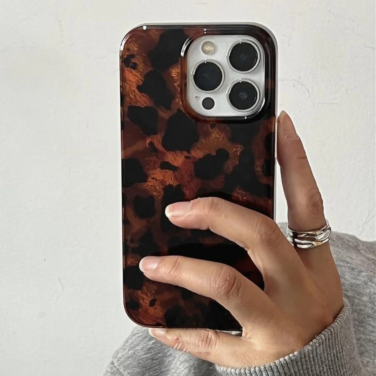 Phone Accessories List - غطاء هاتف بتصميم كهرماني عتيق بنقشة