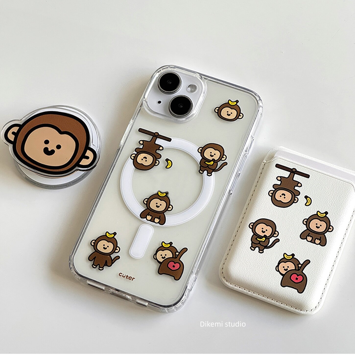 Y2K Phone Accessories - غطاء هاتف كوري بتصميم قرد صغير