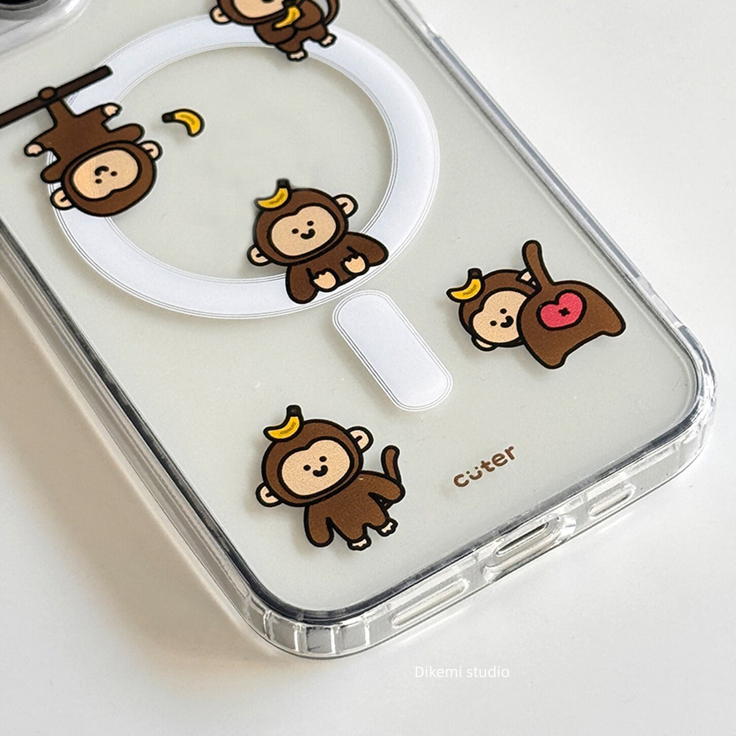 غطاء هاتف كوري بتصميم قرد صغير - مراجعة Y2K Phone Accessories وسعره