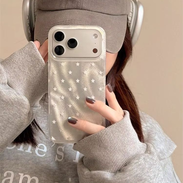 غطاء هاتف كوري بخلفية خضراء ون - مراجعة Y2K Phone Accessories وسعره