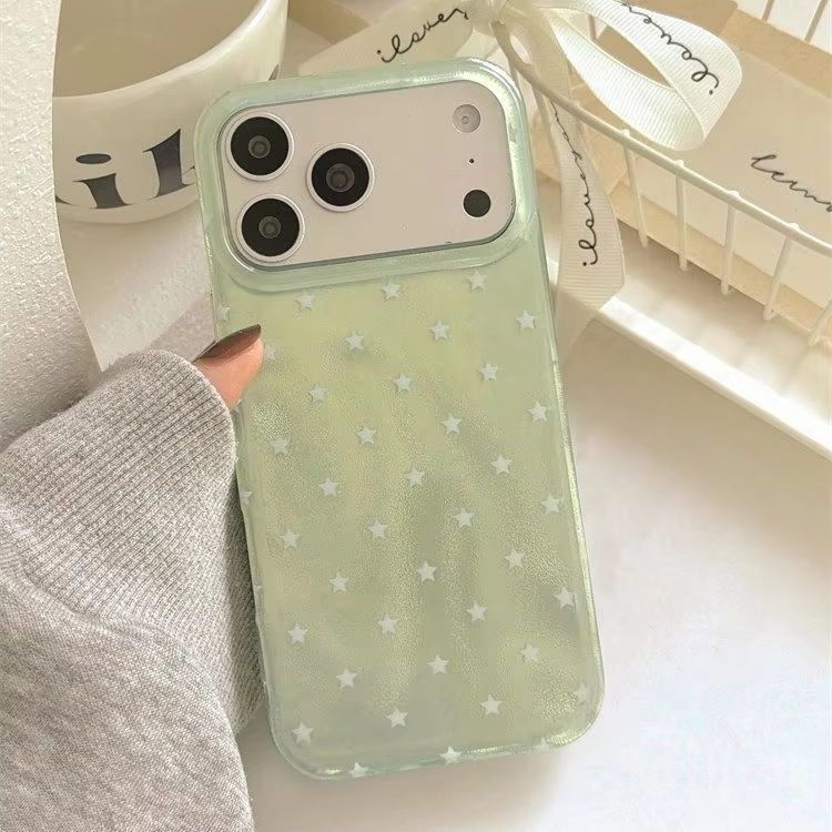غطاء هاتف كوري بخلفية خضراء ون - مراجعة Y2K Phone Accessories وسعره